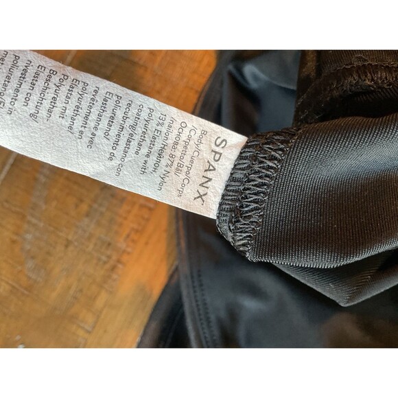 Spanx Size 1X Faux Leather Leggings for‎ Women - Black Plus 0091 - Picture 8 of 9